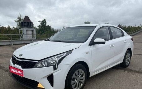 KIA Rio IV, 2021 год, 1 039 000 рублей, 1 фотография