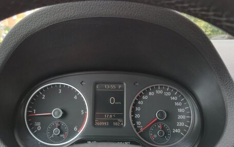 Volkswagen Amarok I рестайлинг, 2013 год, 1 780 000 рублей, 33 фотография