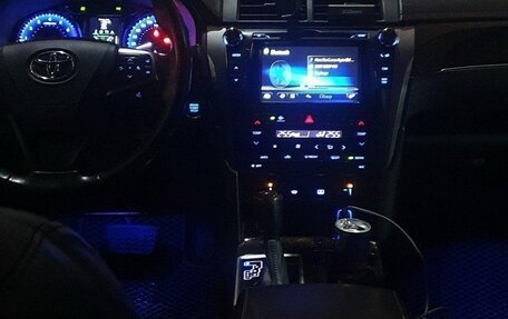Toyota Camry, 2017 год, 2 650 000 рублей, 4 фотография