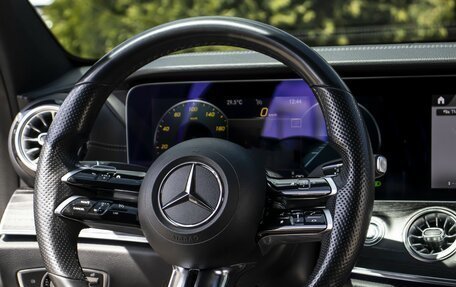 Mercedes-Benz E-Класс, 2021 год, 4 250 000 рублей, 14 фотография