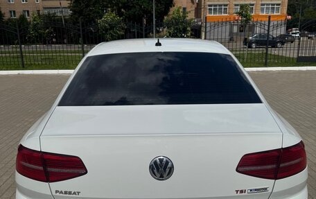 Volkswagen Passat B8 рестайлинг, 2016 год, 2 350 000 рублей, 7 фотография