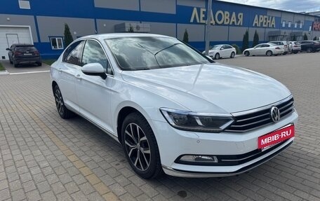 Volkswagen Passat B8 рестайлинг, 2016 год, 2 350 000 рублей, 4 фотография