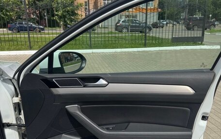 Volkswagen Passat B8 рестайлинг, 2016 год, 2 350 000 рублей, 18 фотография