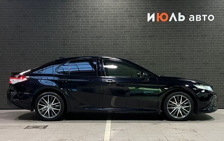 Toyota Camry, 2021 год, 3 600 000 рублей, 4 фотография