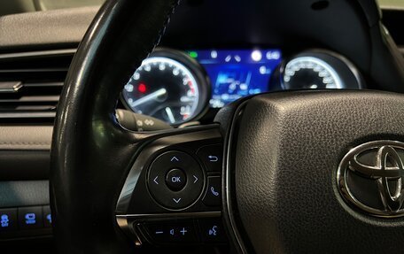 Toyota Camry, 2021 год, 3 600 000 рублей, 20 фотография