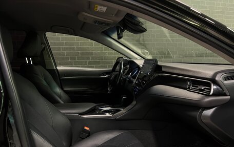 Toyota Camry, 2021 год, 3 600 000 рублей, 11 фотография