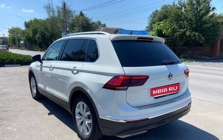 Volkswagen Tiguan II, 2020 год, 3 300 000 рублей, 7 фотография