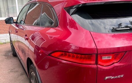 Jaguar F-Pace, 2018 год, 2 900 000 рублей, 3 фотография