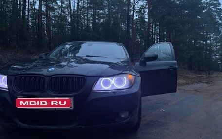 BMW 3 серия, 2008 год, 800 000 рублей, 3 фотография