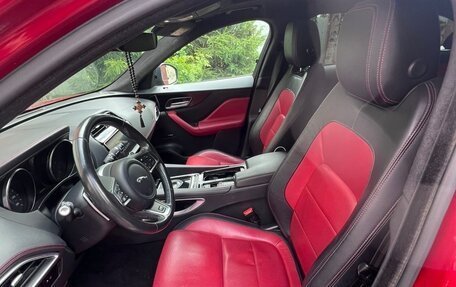 Jaguar F-Pace, 2018 год, 2 900 000 рублей, 10 фотография
