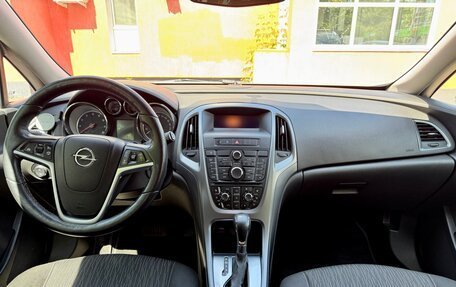 Opel Astra J, 2014 год, 950 000 рублей, 7 фотография