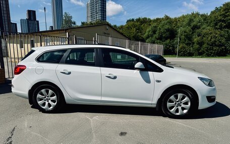 Opel Astra J, 2014 год, 950 000 рублей, 4 фотография