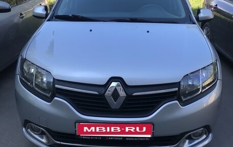 Renault Logan II, 2015 год, 660 000 рублей, 2 фотография