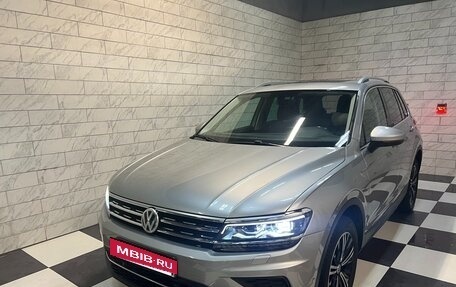 Volkswagen Tiguan II, 2017 год, 2 150 000 рублей, 17 фотография