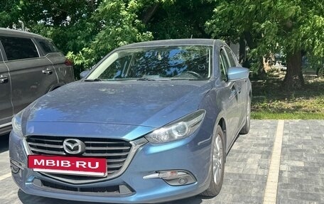 Mazda 3, 2018 год, 1 500 000 рублей, 2 фотография