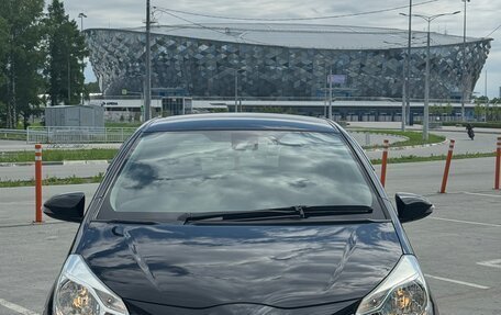 Toyota Vitz, 2019 год, 1 050 000 рублей, 1 фотография