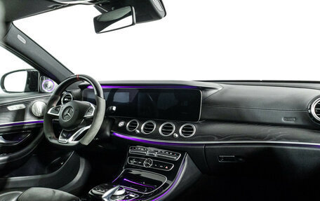 Mercedes-Benz E-Класс, 2017 год, 2 860 000 рублей, 9 фотография