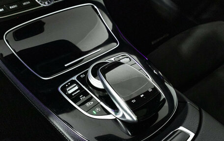 Mercedes-Benz E-Класс, 2017 год, 2 860 000 рублей, 20 фотография