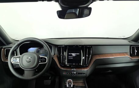 Volvo XC60 II, 2024 год, 6 790 000 рублей, 10 фотография