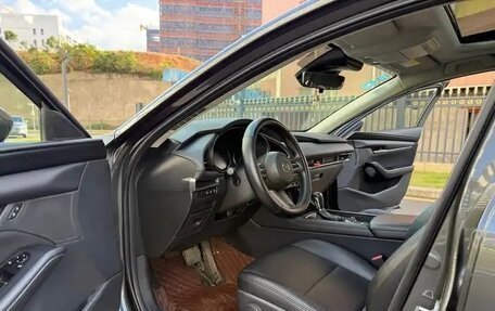Mazda 3, 2021 год, 1 350 000 рублей, 5 фотография