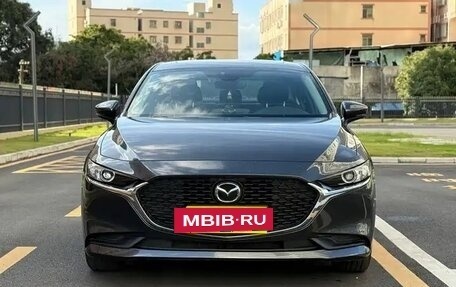Mazda 3, 2021 год, 1 350 000 рублей, 2 фотография