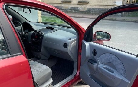 Chevrolet Aveo III, 2004 год, 140 000 рублей, 10 фотография