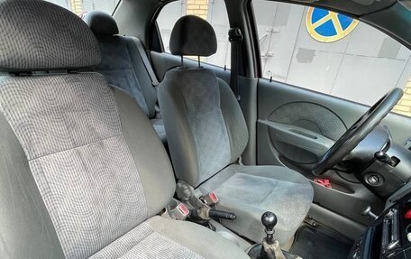 Chevrolet Aveo III, 2004 год, 140 000 рублей, 6 фотография