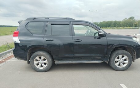 Toyota Land Cruiser Prado 150 рестайлинг 2, 2010 год, 2 586 000 рублей, 7 фотография