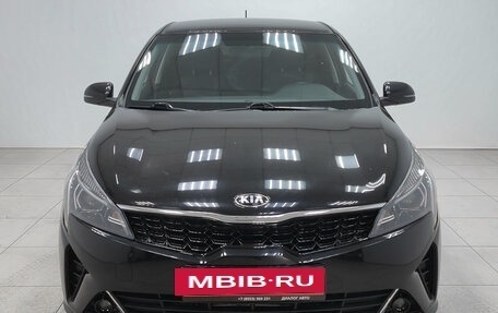 KIA Rio IV, 2020 год, 1 630 000 рублей, 2 фотография