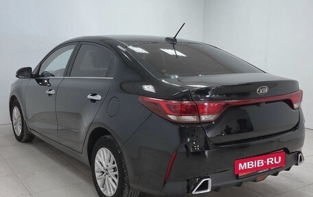 KIA Rio IV, 2020 год, 1 630 000 рублей, 6 фотография