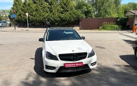 Mercedes-Benz C-Класс, 2012 год, 1 500 000 рублей, 1 фотография