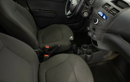 Chevrolet Spark III, 2013 год, 559 000 рублей, 10 фотография