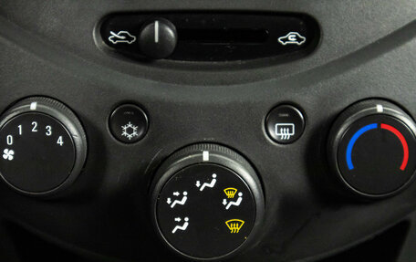 Chevrolet Spark III, 2013 год, 559 000 рублей, 16 фотография