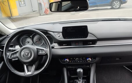 Mazda 6, 2019 год, 1 980 000 рублей, 6 фотография