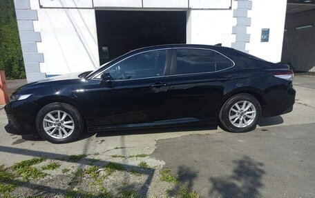 Toyota Camry, 2018 год, 2 190 000 рублей, 5 фотография