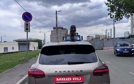 Porsche Cayenne III, 2015 год, 2 700 000 рублей, 3 фотография