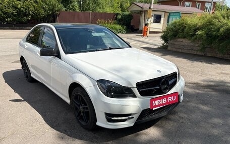 Mercedes-Benz C-Класс, 2012 год, 1 500 000 рублей, 6 фотография