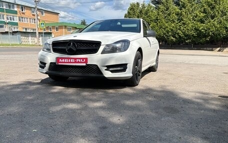Mercedes-Benz C-Класс, 2012 год, 1 500 000 рублей, 2 фотография