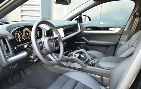 Porsche Cayenne III, 2024 год, 16 500 000 рублей, 10 фотография