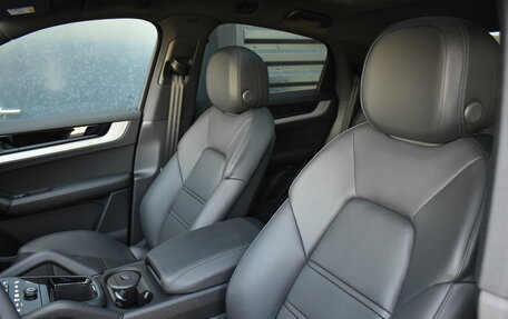Porsche Cayenne III, 2024 год, 16 500 000 рублей, 11 фотография