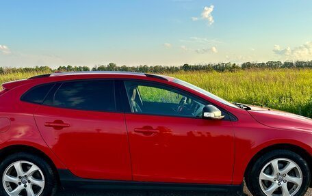 Volvo V40 II рестайлинг, 2013 год, 1 390 000 рублей, 27 фотография