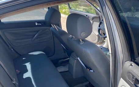 Volkswagen Passat B5+ рестайлинг, 2001 год, 500 000 рублей, 16 фотография