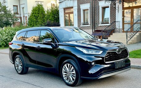 Toyota Highlander, 2025 год, 5 090 000 рублей, 3 фотография