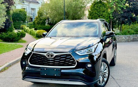 Toyota Highlander, 2025 год, 5 090 000 рублей, 4 фотография