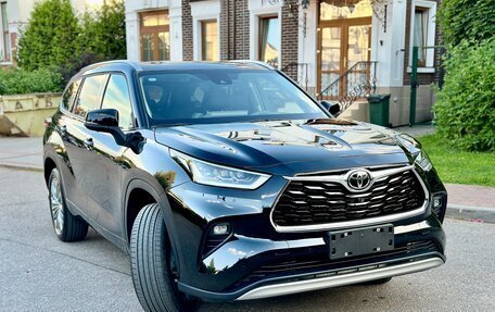 Toyota Highlander, 2025 год, 5 090 000 рублей, 5 фотография