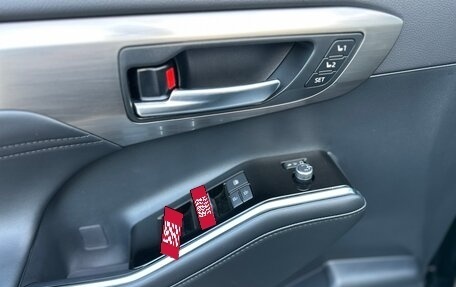 Toyota Highlander, 2025 год, 5 090 000 рублей, 22 фотография