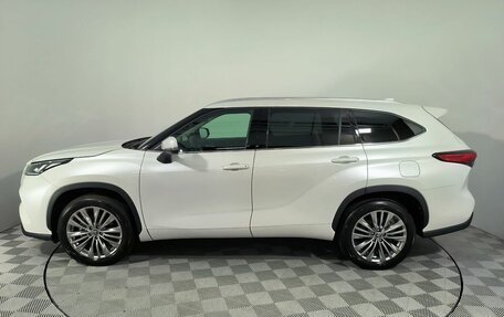 Toyota Highlander, 2025 год, 5 500 000 рублей, 3 фотография