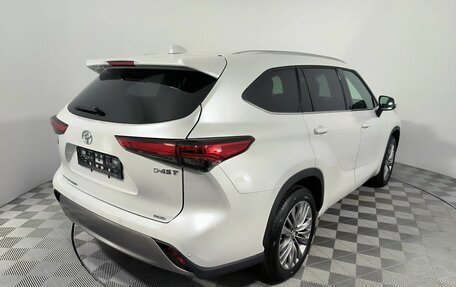 Toyota Highlander, 2025 год, 5 500 000 рублей, 6 фотография