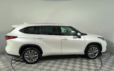 Toyota Highlander, 2025 год, 5 500 000 рублей, 7 фотография