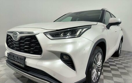Toyota Highlander, 2025 год, 5 500 000 рублей, 2 фотография